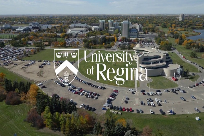 Học tập tại University of Regina